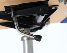 Load image into Gallery viewer, Avarte Yrjö Kukkapuro Plaano työtuoli
