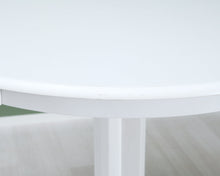 Load image into Gallery viewer, Pyöreä ruokapöytä valkoinen
