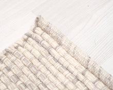 Lataa kuva Galleria-katseluun, Villamatto 200 x 300 cm beige
