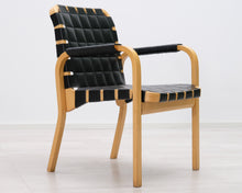 Lataa kuva Galleria-katseluun, Artek 45 nojatuoli musta keinonahka
