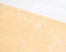 Load image into Gallery viewer, Artek sivupöytä 90 x 75 cm
