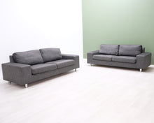 Load image into Gallery viewer, Asko 2-istuttava kangassohva tummanharmaa
