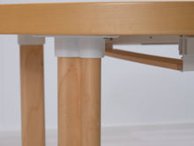 Lataa kuva Galleria-katseluun, Artek H99 jatkettava ruokapöytä
