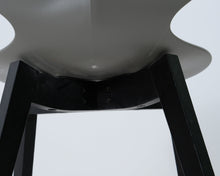 Lataa kuva Galleria-katseluun, Calligaris ruokatuoli harmaalla istuimella
