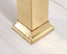 Lataa kuva Galleria-katseluun, Messinkipöytä lasilevyllä 1960-luku
