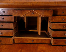 Lataa kuva Galleria-katseluun, Antiikkinen kirjoituslipasto
