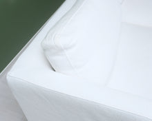 Lataa kuva Galleria-katseluun, 3-istuttava Valanti sohva valkoinen
