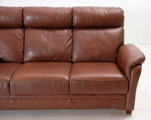 Lataa kuva Galleria-katseluun, 3-istuttava nahkasohva ruskea
