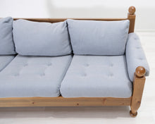 Lataa kuva Galleria-katseluun, 3-istuttava kangassohva vaaleansininen
