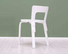 Lataa kuva Galleria-katseluun, Artek 65 tuoli valkoinen
