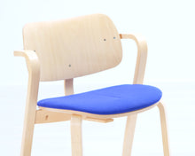 Load image into Gallery viewer, Aslak tuoli koivu / sininen
