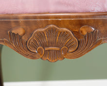 Lataa kuva Galleria-katseluun, Antikkinen rahi vaaleanpunainen
