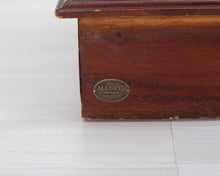 Lataa kuva Galleria-katseluun, Akaasipuinen viinikaappi
