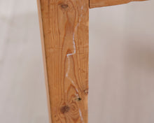 Lataa kuva Galleria-katseluun, Antiikkinen ruokapöytä
