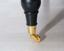 Lataa kuva Galleria-katseluun, 3-istuttava samettisohva musta
