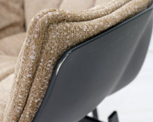 Load image into Gallery viewer, B&amp;B Italia Husk ruokatuoli beige
