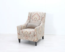 Load image into Gallery viewer, Ashley Wilcox nojatuoli kuviollisella verhoilulla
