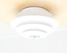 Lataa kuva Galleria-katseluun, Louis Poulsen Oslo Round Ceiling kattovalaisin Ø 40cm
