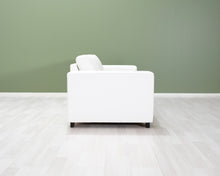Lataa kuva Galleria-katseluun, 3-istuttava keinonahkasohva valkoinen
