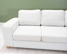 Lataa kuva Galleria-katseluun, 4-istuttava kangassohva vaaleanharmaa
