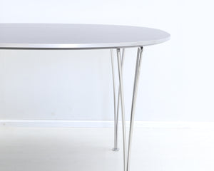 Fritz Hansen Super Circular ruokapöytä