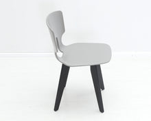 Lataa kuva Galleria-katseluun, Alias Erice Wood tuoli
