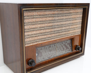 Telefunken vintage putkiradio sisustukseen