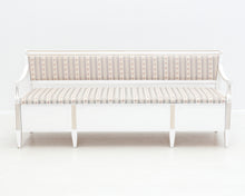 Lataa kuva Galleria-katseluun, Laitala kustavilaistyylinen sohva valkoinen

