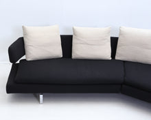 Load image into Gallery viewer, B&amp;B Italia Arne 4-istuttava kulmasohva mustavalkoinen
