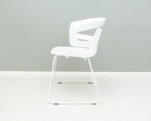 Lataa kuva Galleria-katseluun, Alias Segesta nojatuoli
