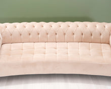 Lataa kuva Galleria-katseluun, 4-istuttava kangassohva beige
