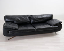 Lataa kuva Galleria-katseluun, 3-istuttava nahkasohva musta
