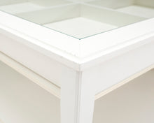 Lataa kuva Galleria-katseluun, Sohvapöytä lasilevyllä valkoinen
