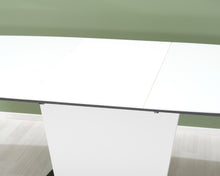 Load image into Gallery viewer, BoConcept Milano ruokapöytä valkoinen
