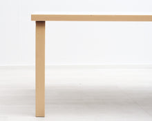 Lataa kuva Galleria-katseluun, Artek lastenpöytä suorakaide
