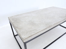 Ladda upp bild till gallerivisning, Sohvapöytä betonisella pöytälevyllä
