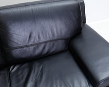 Load image into Gallery viewer, Asko 2-istuttava nahkasohva musta
