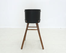 Lataa kuva Galleria-katseluun, Artek 616 syöttötuoli musta
