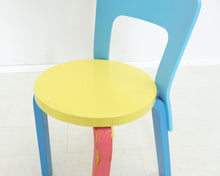 Lataa kuva Galleria-katseluun, Artek 65 ruokatuoli Nokian erikoisväri
