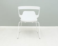 Lataa kuva Galleria-katseluun, Alias Segesta nojatuoli
