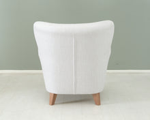 Load image into Gallery viewer, Asko Helena nojatuoli valkoinen
