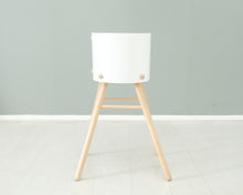 Lataa kuva Galleria-katseluun, Artek 616 syöttötuoli valkoinen
