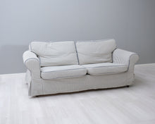 Load image into Gallery viewer, Asko 2,5-istuttava kangassohva raidallinen
