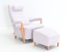 Lataa kuva Galleria-katseluun, HT Collection Alcantara nojatuoli rahilla
