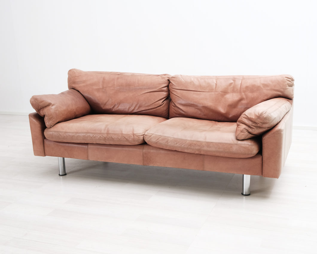 3-istuttava nahkasohva konjakinruskea