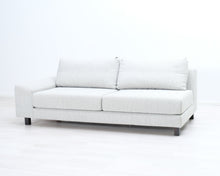 Load image into Gallery viewer, Asko 2-istuttava kangassohva vaaleanharmaa
