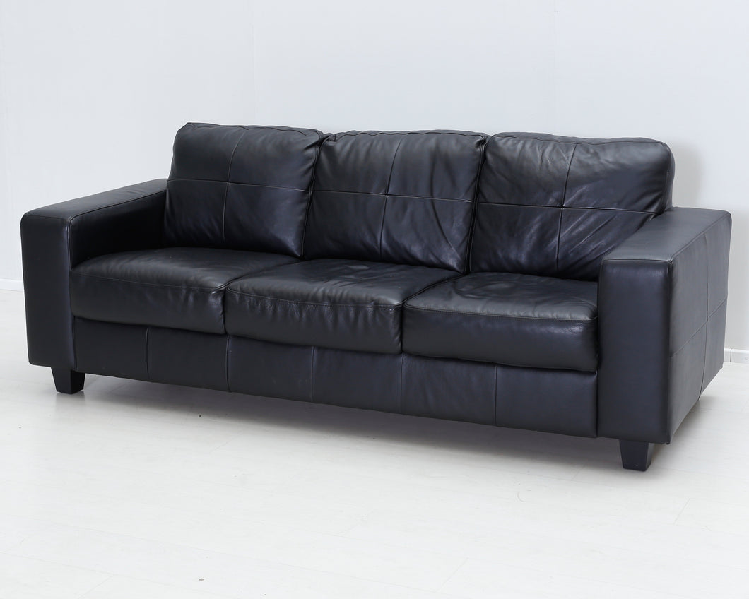 3-istuttava keinonahkasohva musta