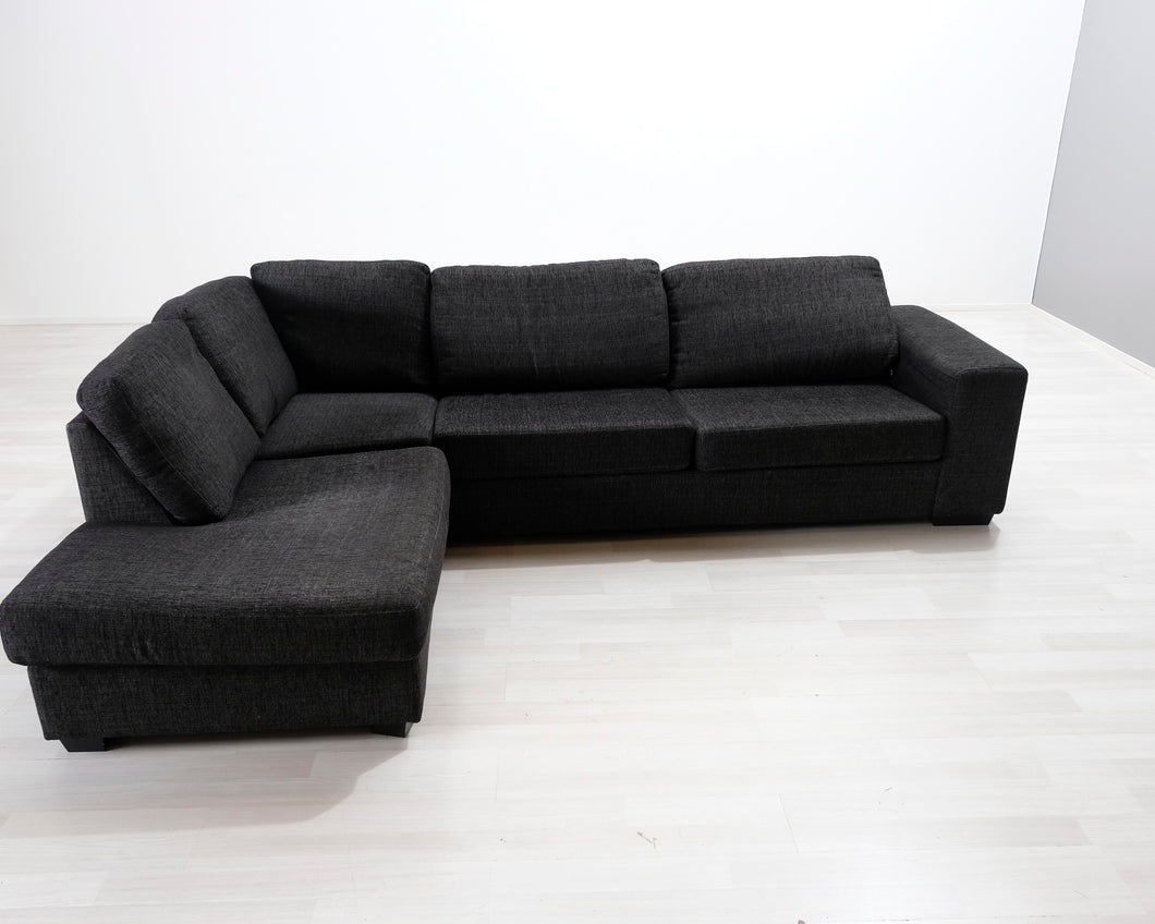 4-istuttava kulmasohva tummanharmaa