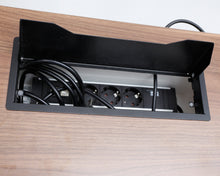 Lataa kuva Galleria-katseluun, Sähköpöytä puunvärisellä pöytälevyllä
