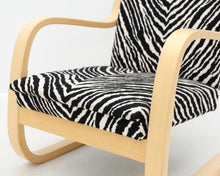 Lataa kuva Galleria-katseluun, Artek 401 nojatuoli zebra
